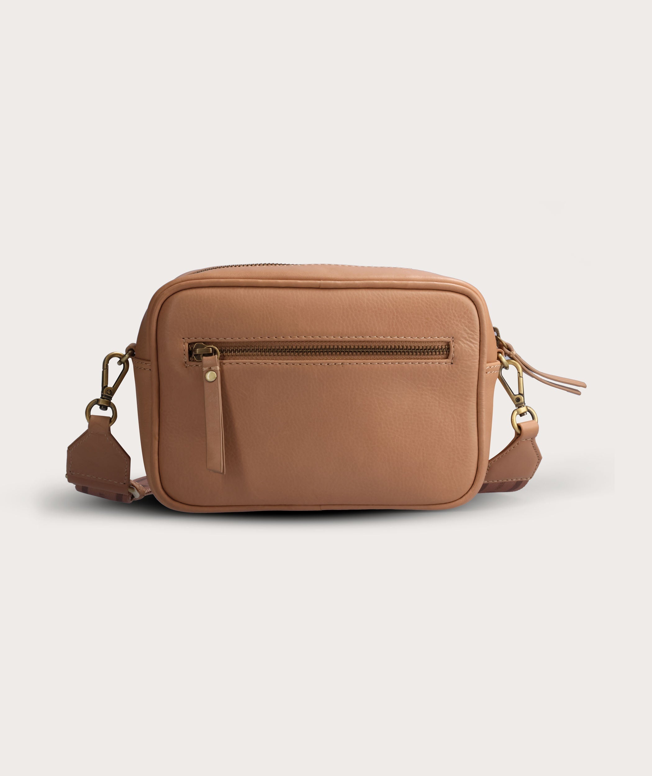 FOM Block Betty Nude