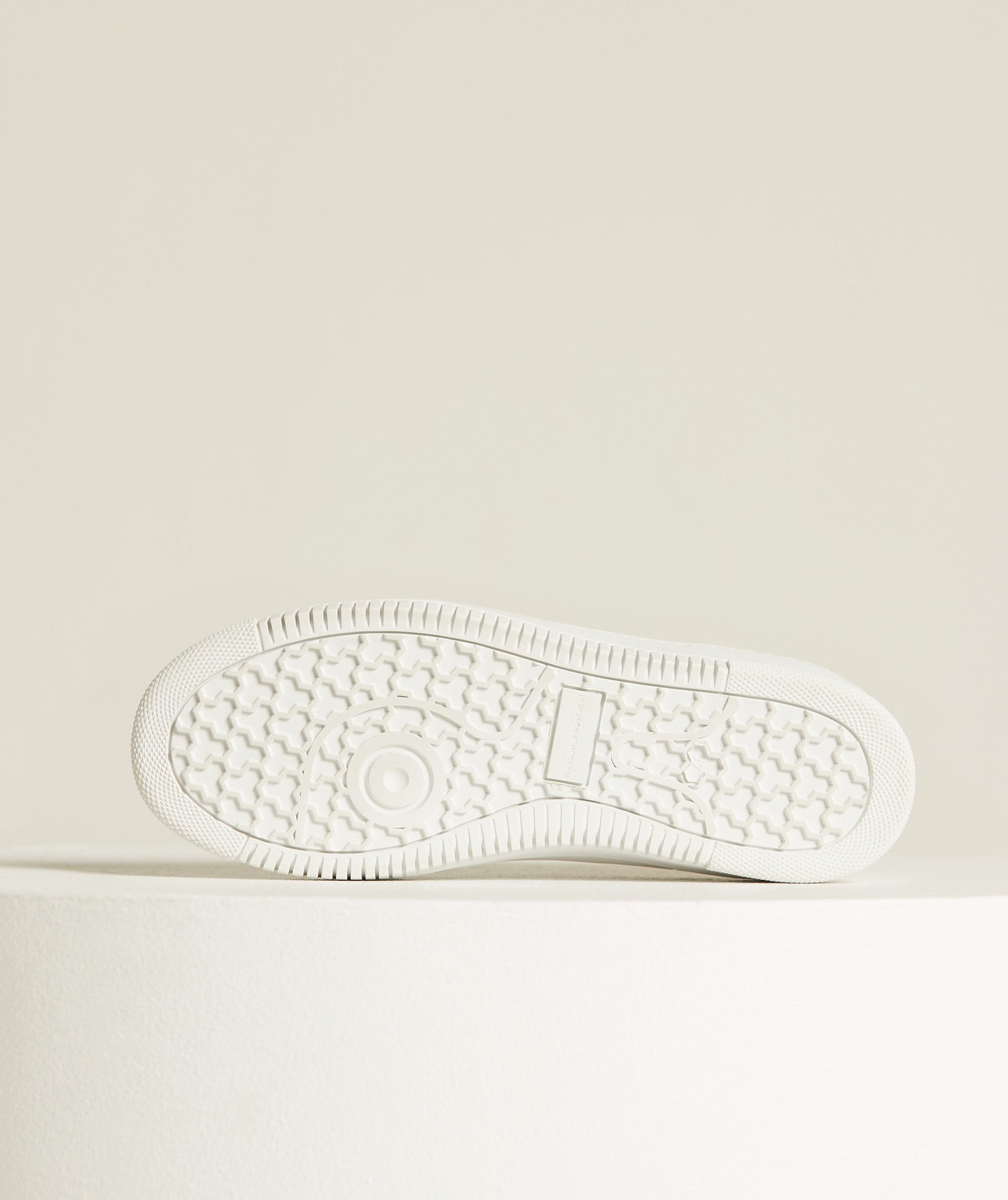 FOM Mens Tekkie - Snow