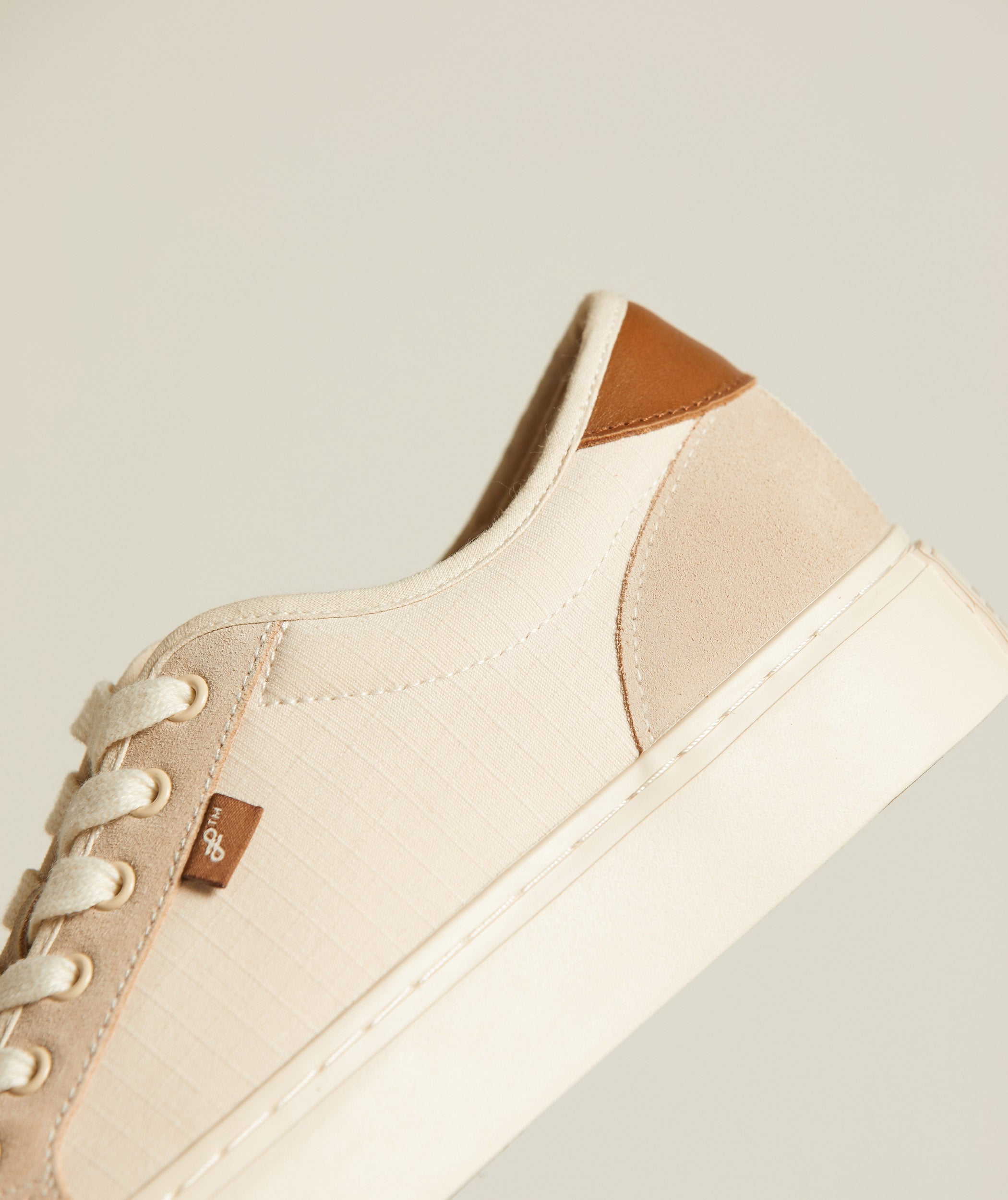 FOM Ladies Kicks - Almond
