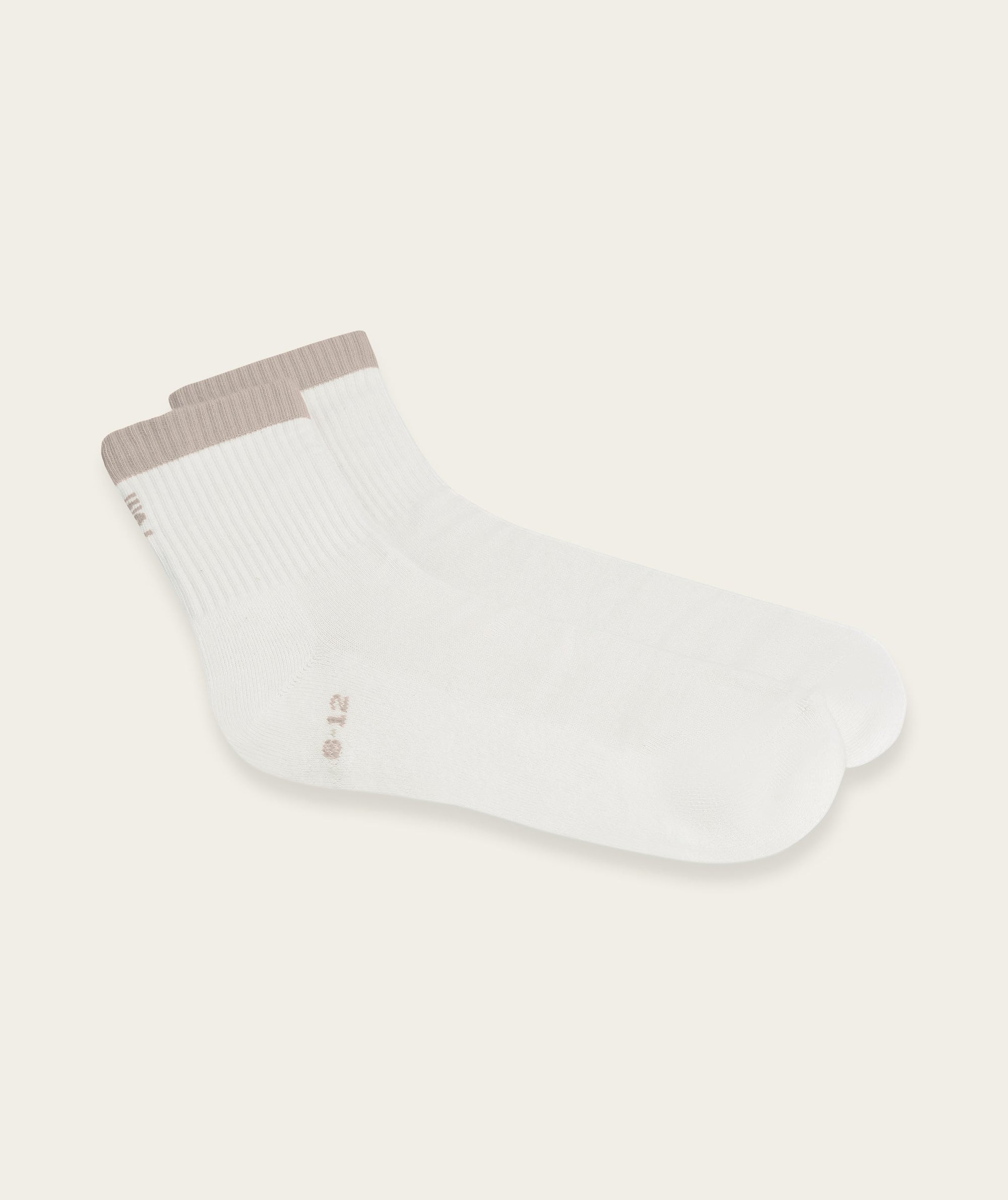 Socks Active - Optic White/ Light Grey FOM (Size 8-12)