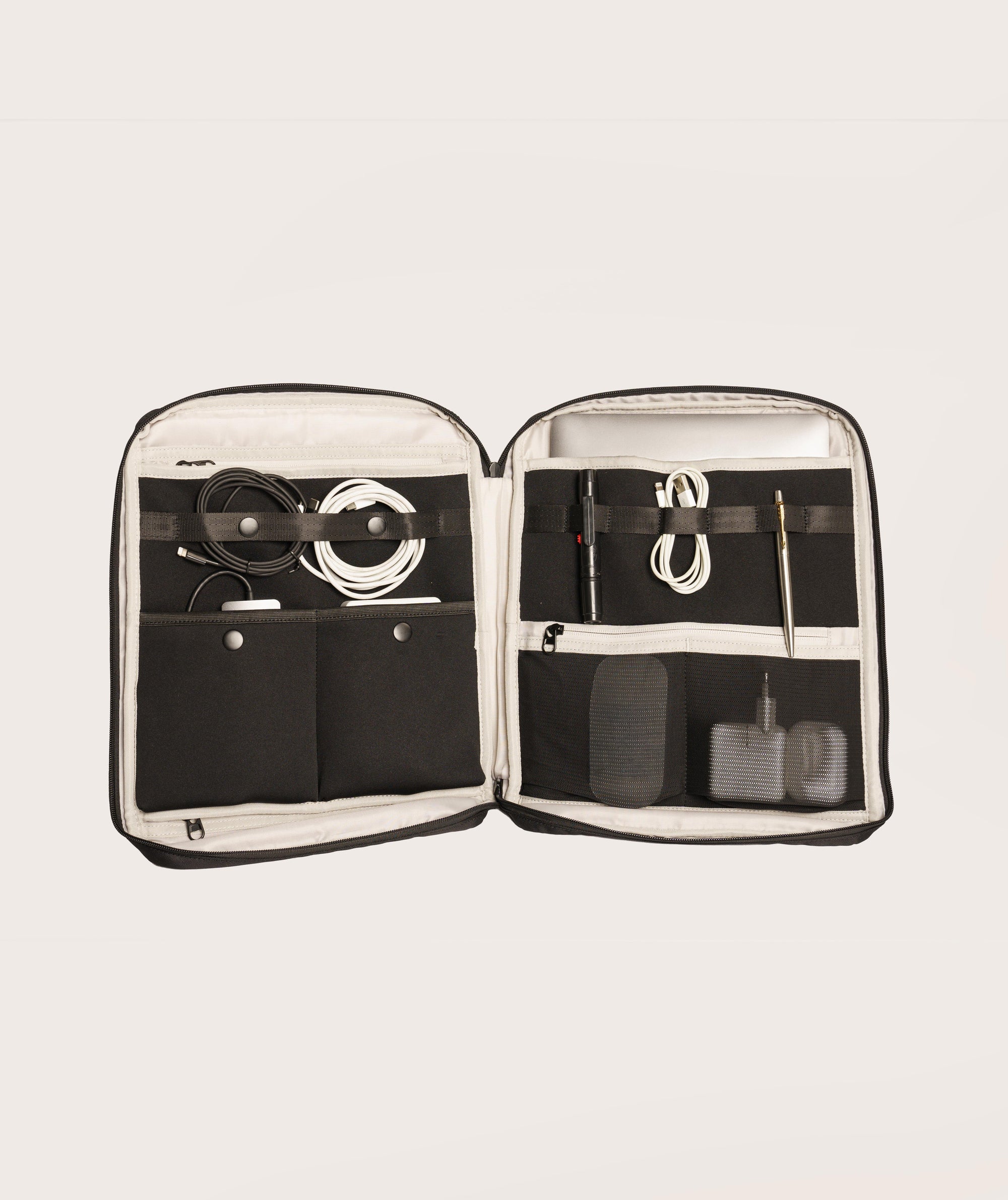 FOM Laptop Organiser - Black