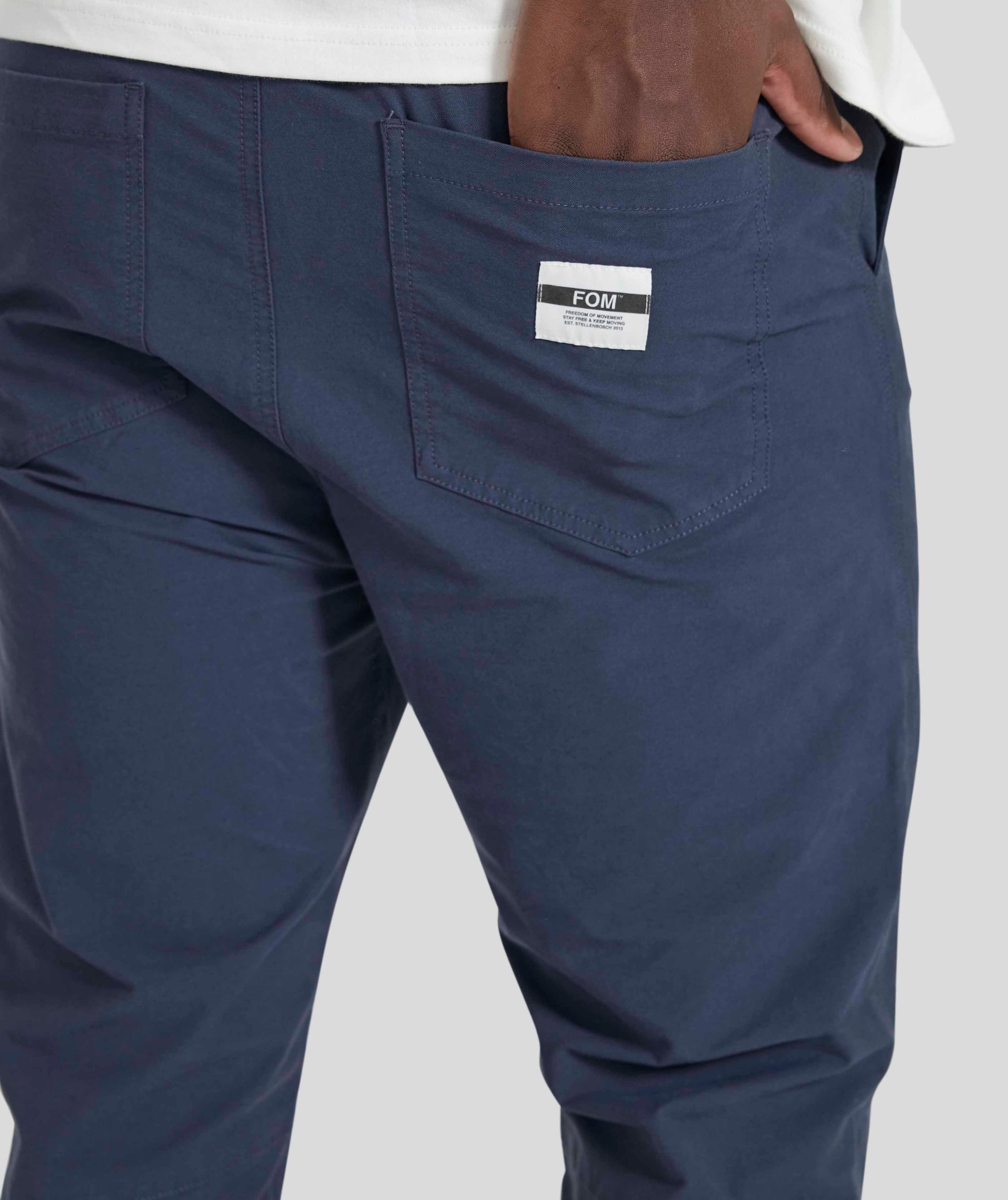 Mens FreeMotion Joggers - Blue