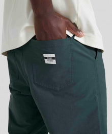 Mens FreeMotion Jogger - Green