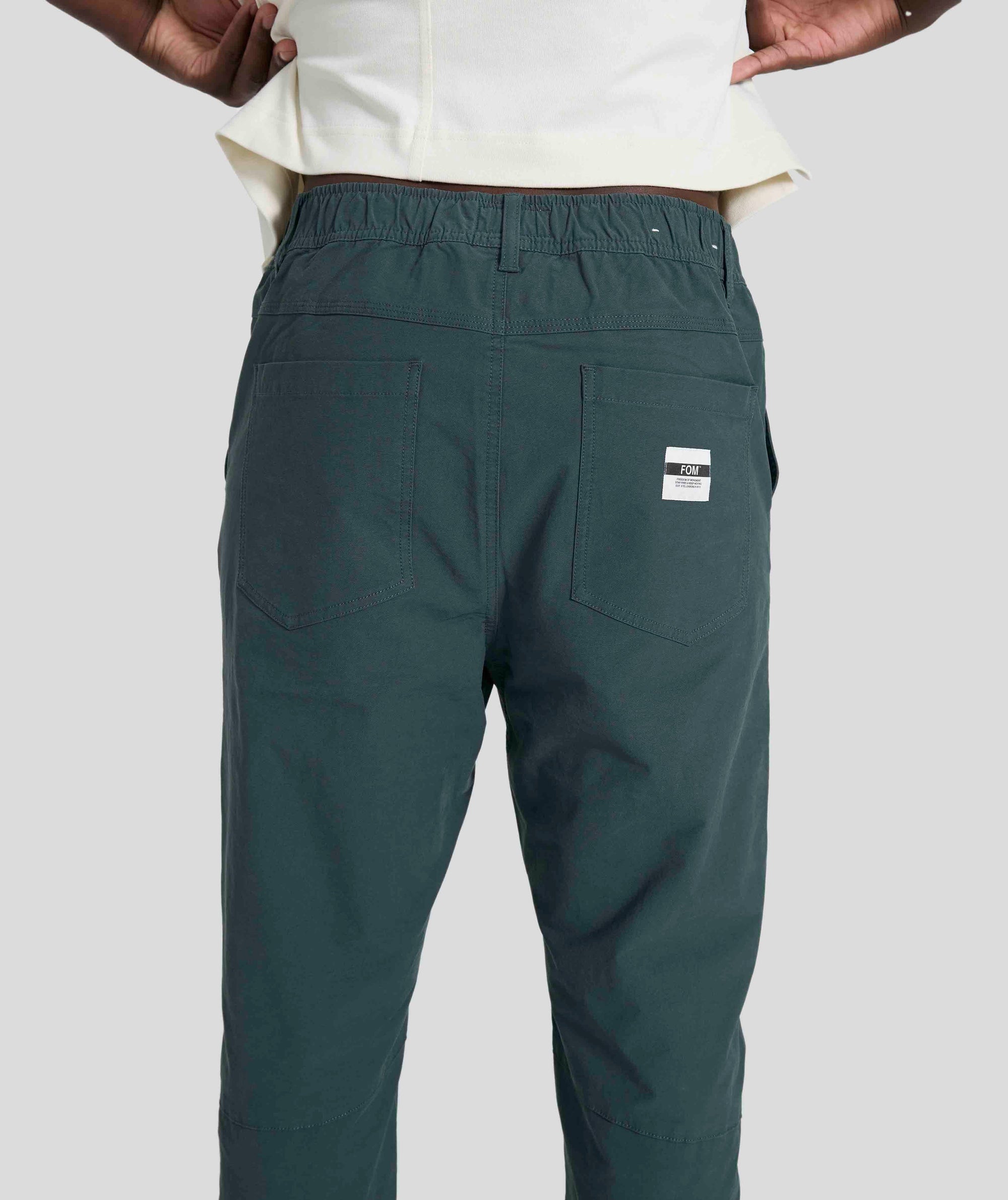 Mens FreeMotion Jogger - Green