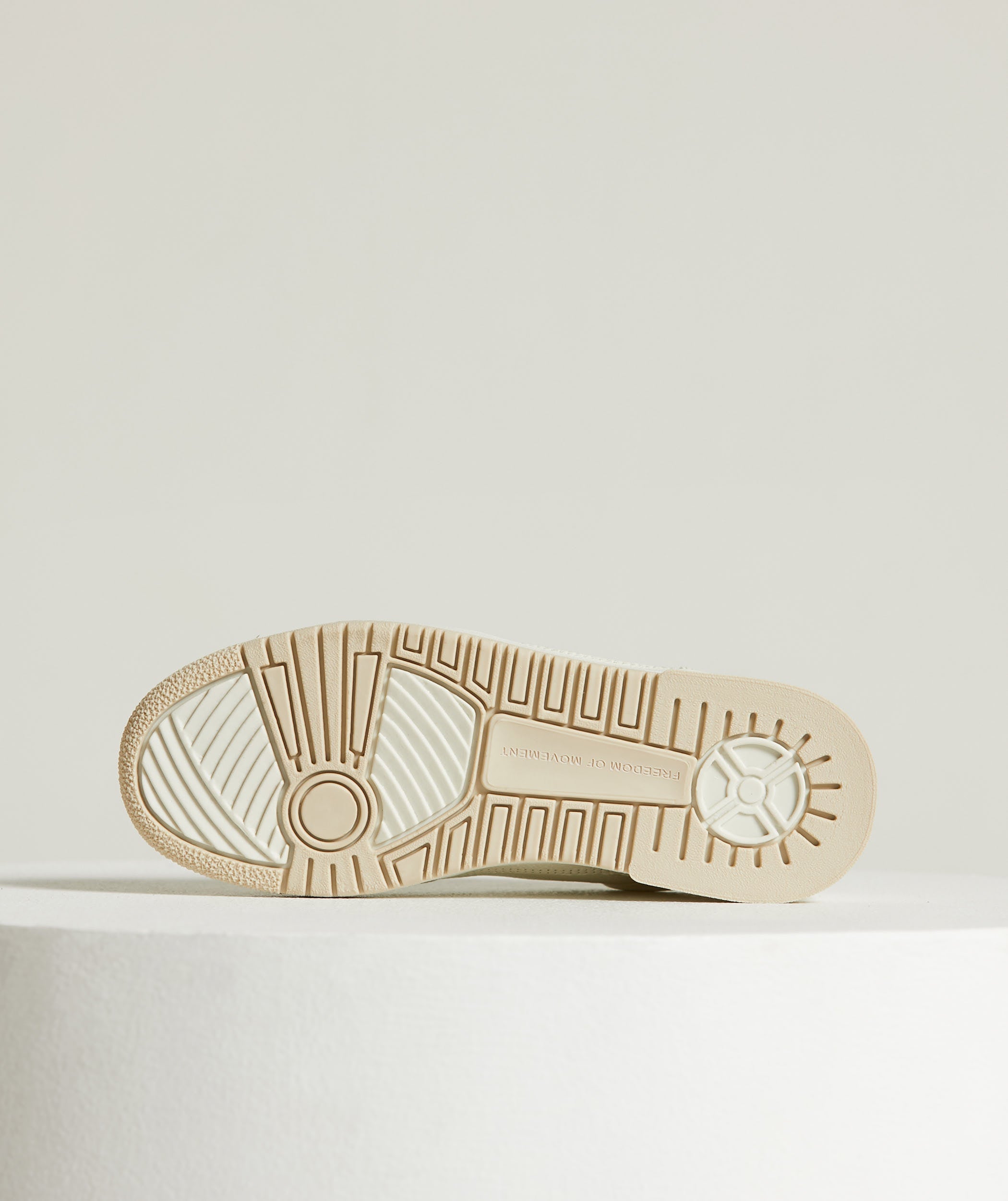 FOM Mens Courts - Hazel