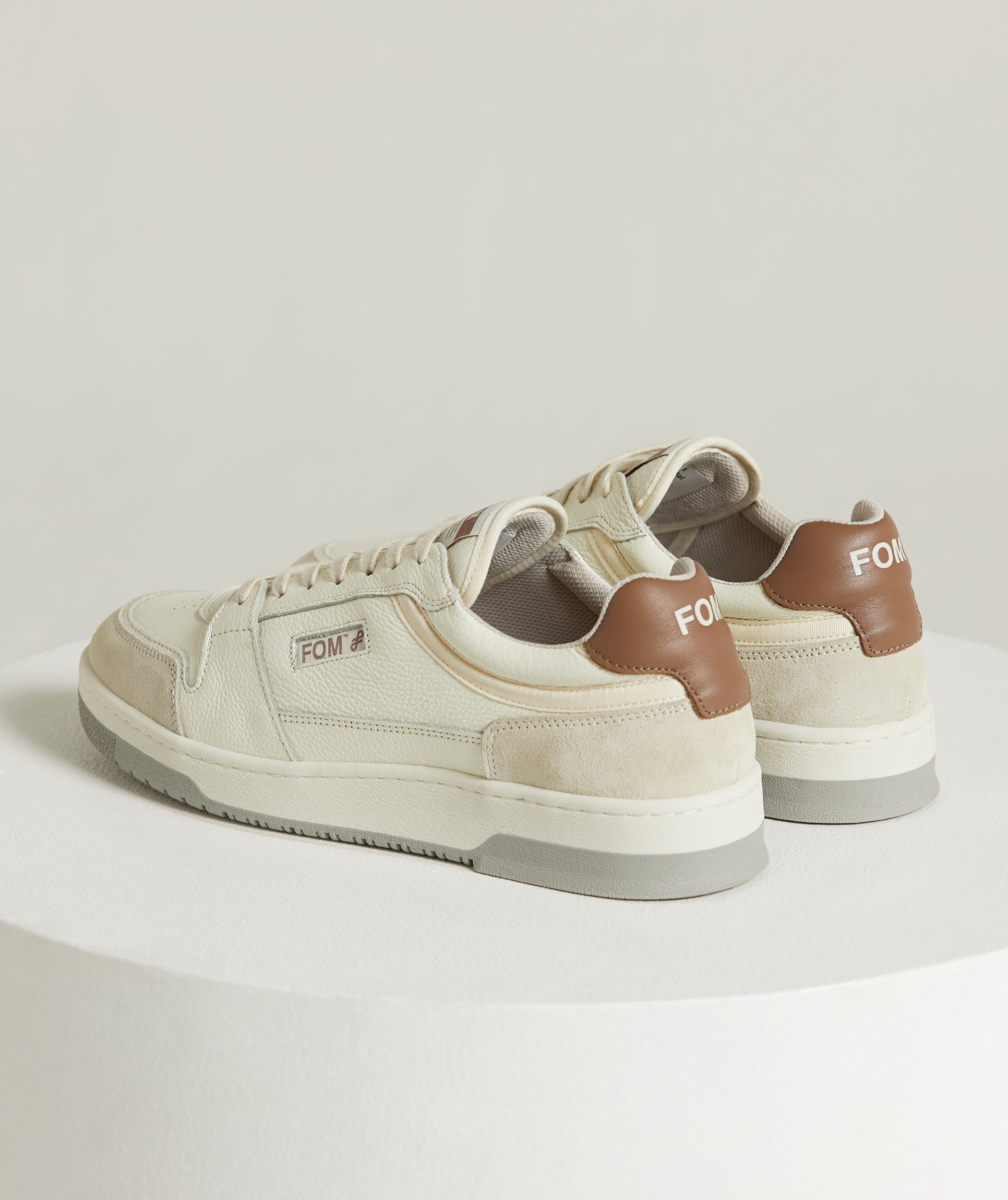 FOM Mens Courts - Hazel