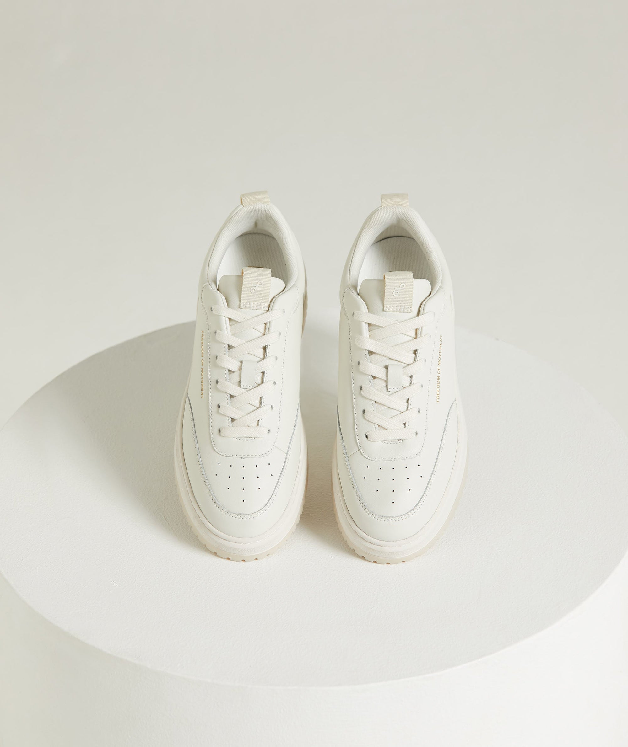 FOM Platform 1.0 - White