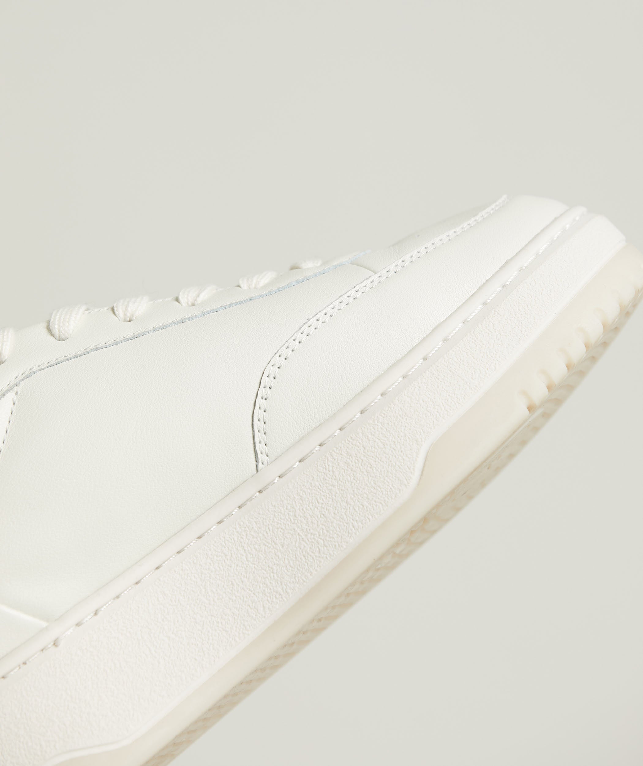 FOM Platform 1.0 - White